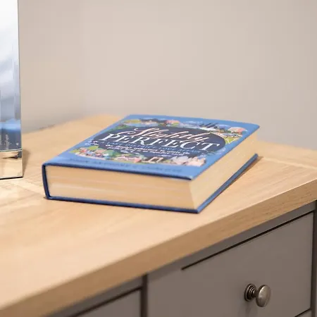 The Hideaway With Cosy Fireplace By Letmestay アパート *