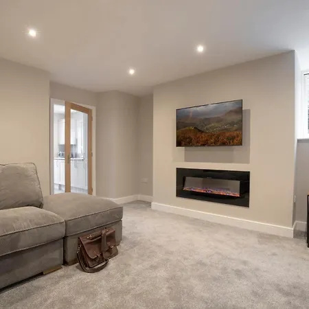 The Hideaway With Cosy Fireplace By Letmestay Ambleside